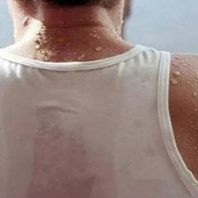 女人一到夜里就湿了 晚上老出汗咋整呢?